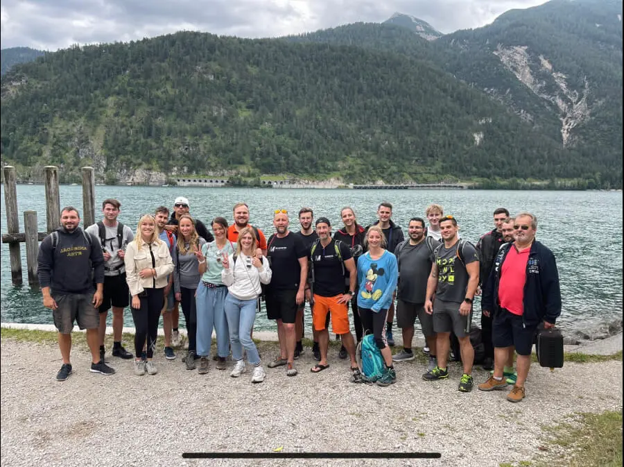 Das Team von M² Business Consulting Gruppenfoto am Achensee